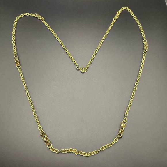 Jewelry - Unique Gold Tone Chain Necklace Unbranded